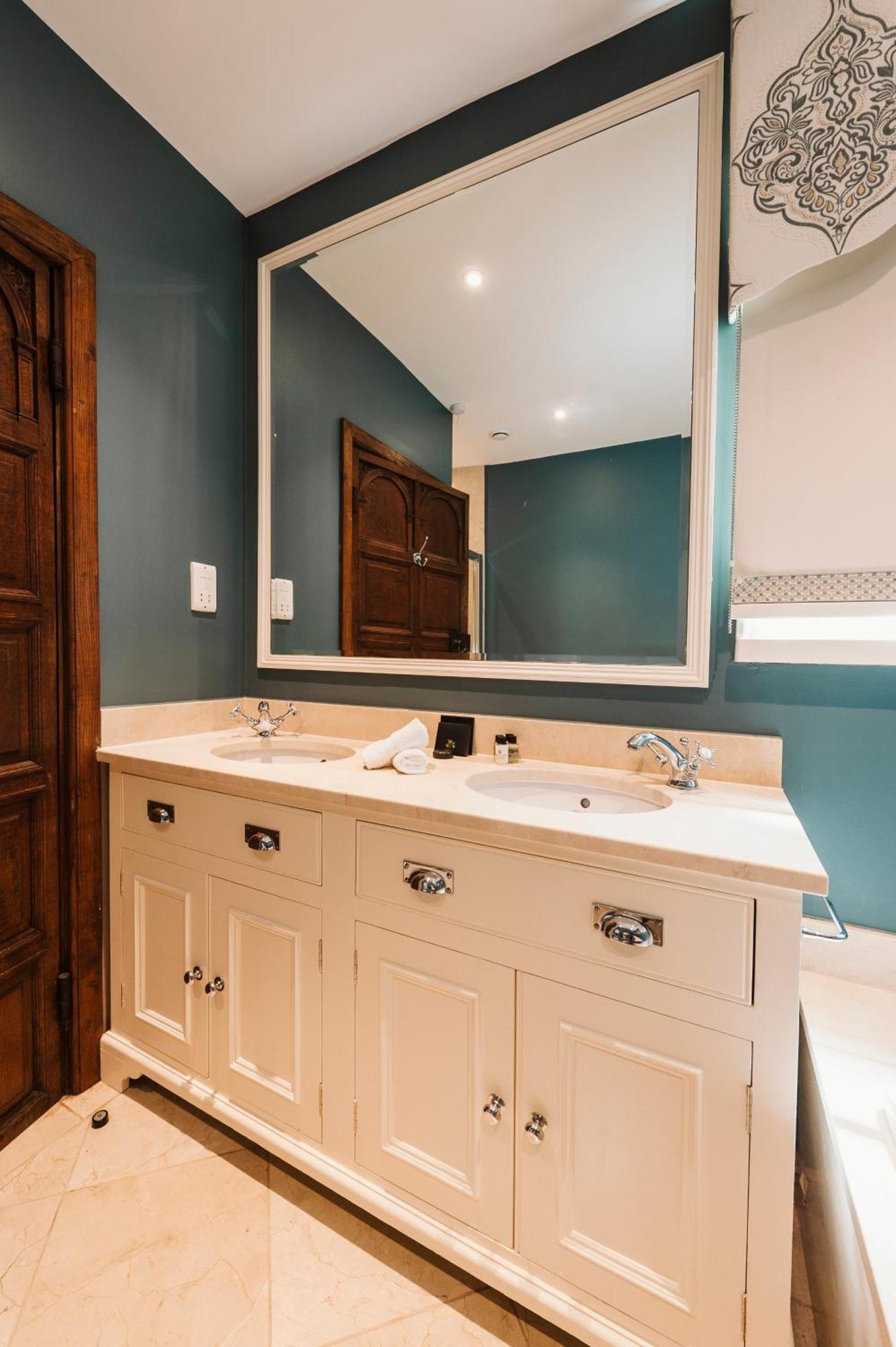 Hever Castle Luxury Bed And Breakfast Edenbridge Exterior foto